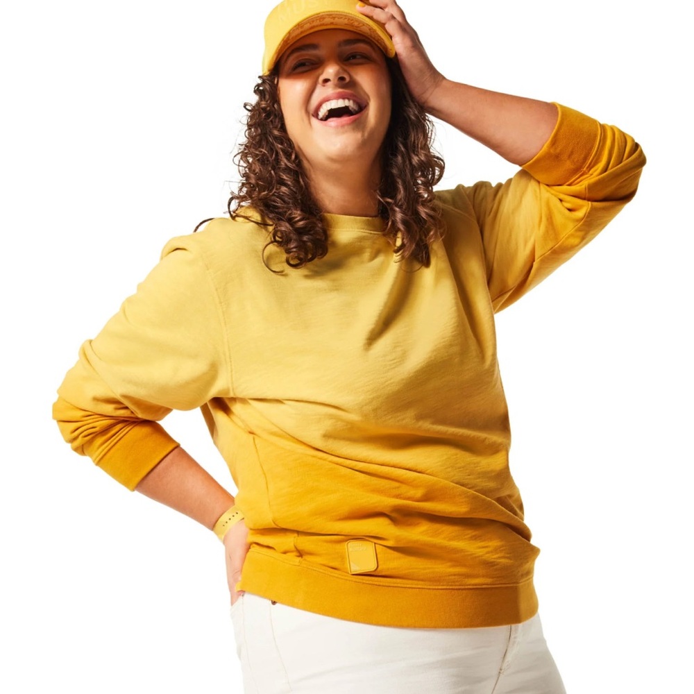 Chik Fil-A Vibrant Yellow Ombre Originals Crew SweatShirt XS